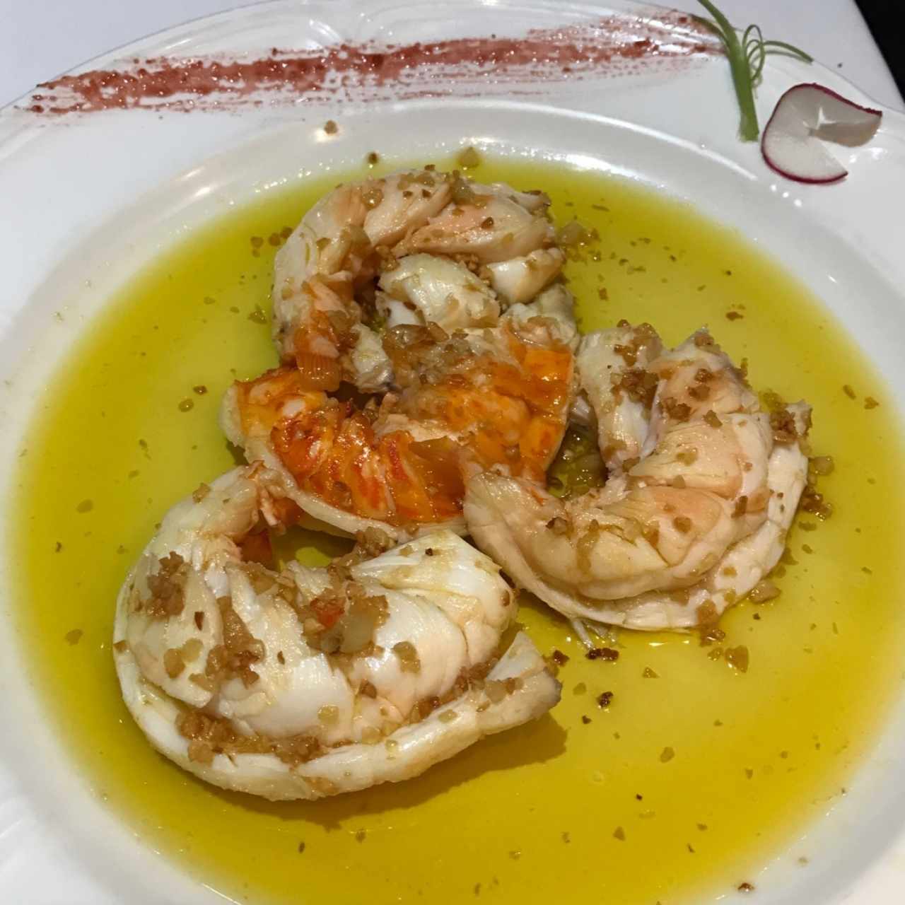 colitas se langosta en aceite de oliva y ajo