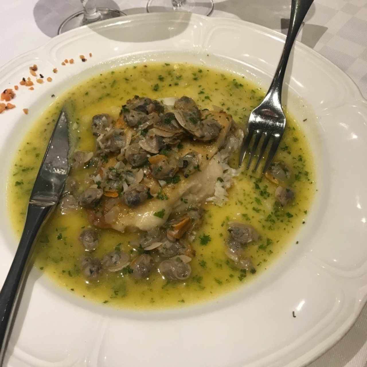 filete de corvina cin salsa de almeja