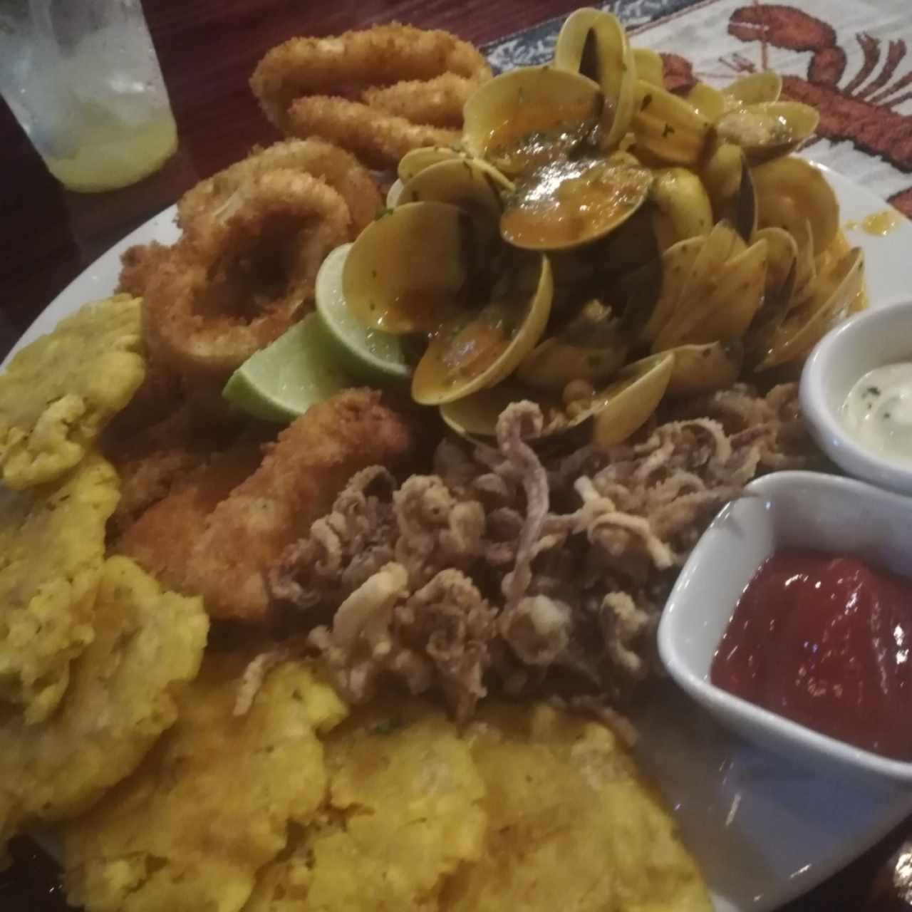 Para Compartir - Bandeja Bucaneros