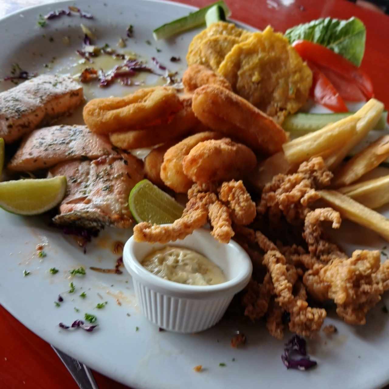 picada de mariscos