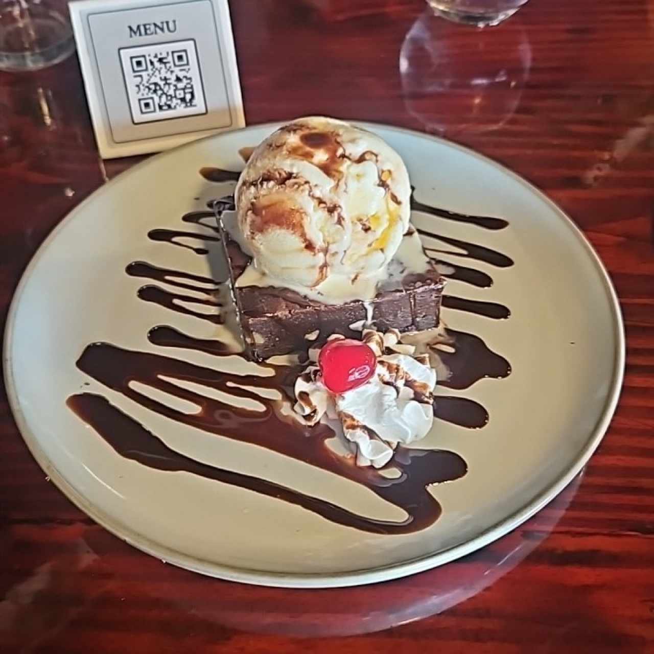 Postres - Brownie con Helado