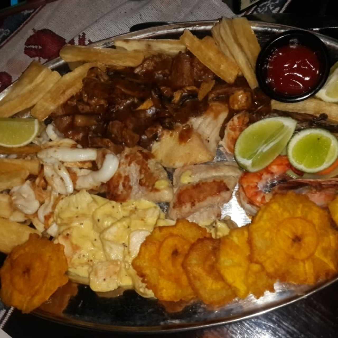 picada de mariscos la mejor