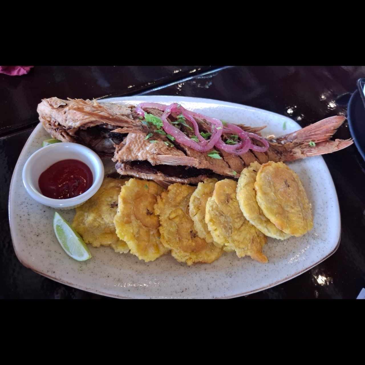 Pargo Entero Frito