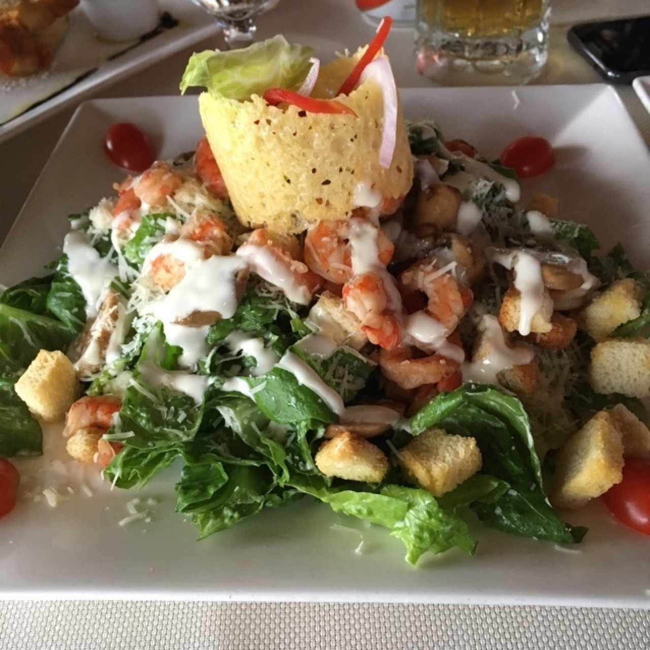 Ensalada cesar con camarones