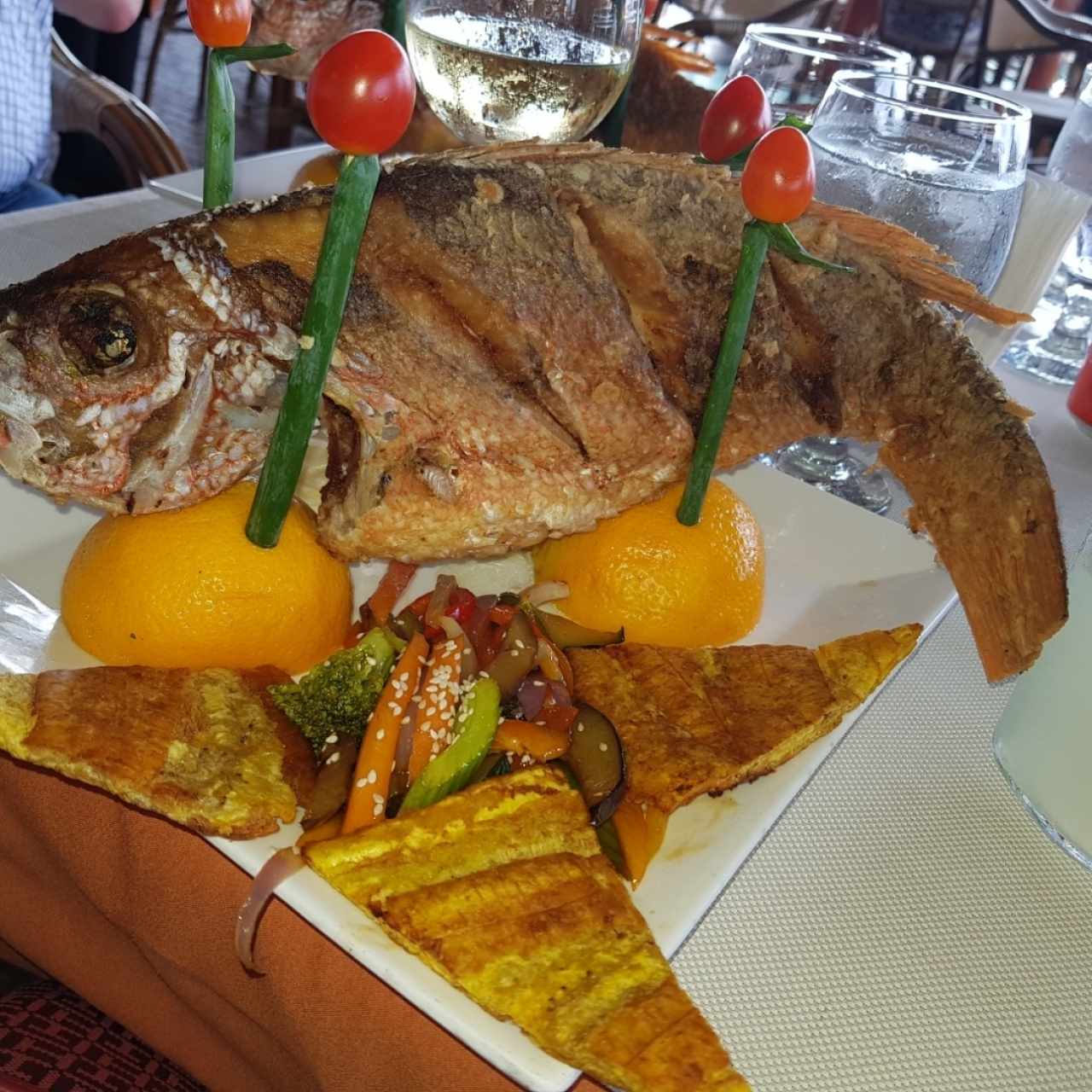 pargo frito entero