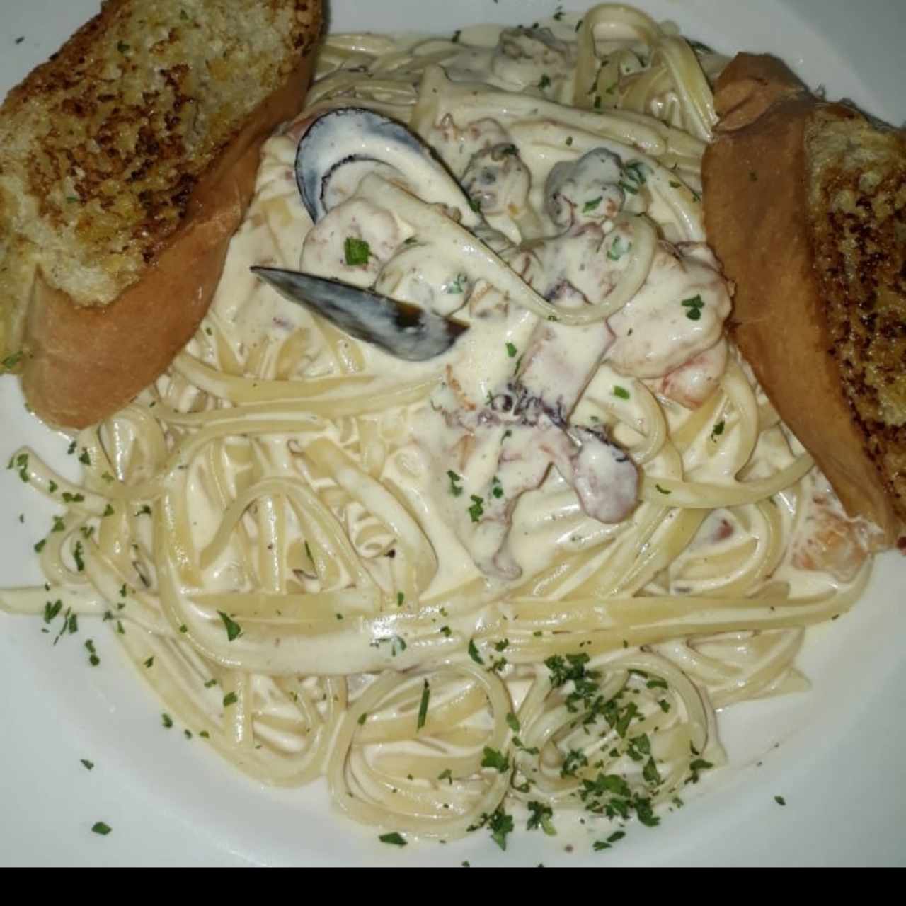 Linguini fruti di mare.