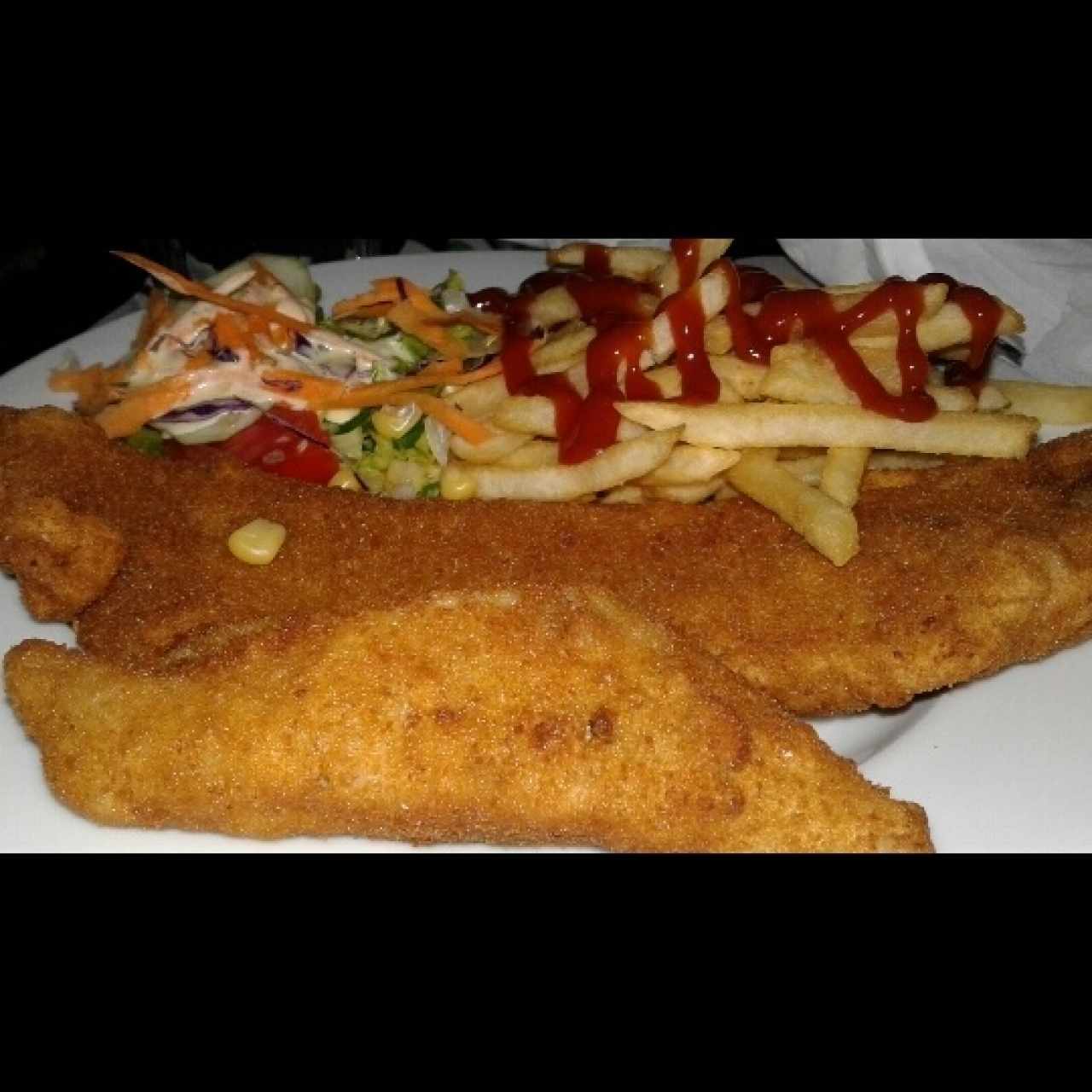 Corvina apanada con papas fritas 😍