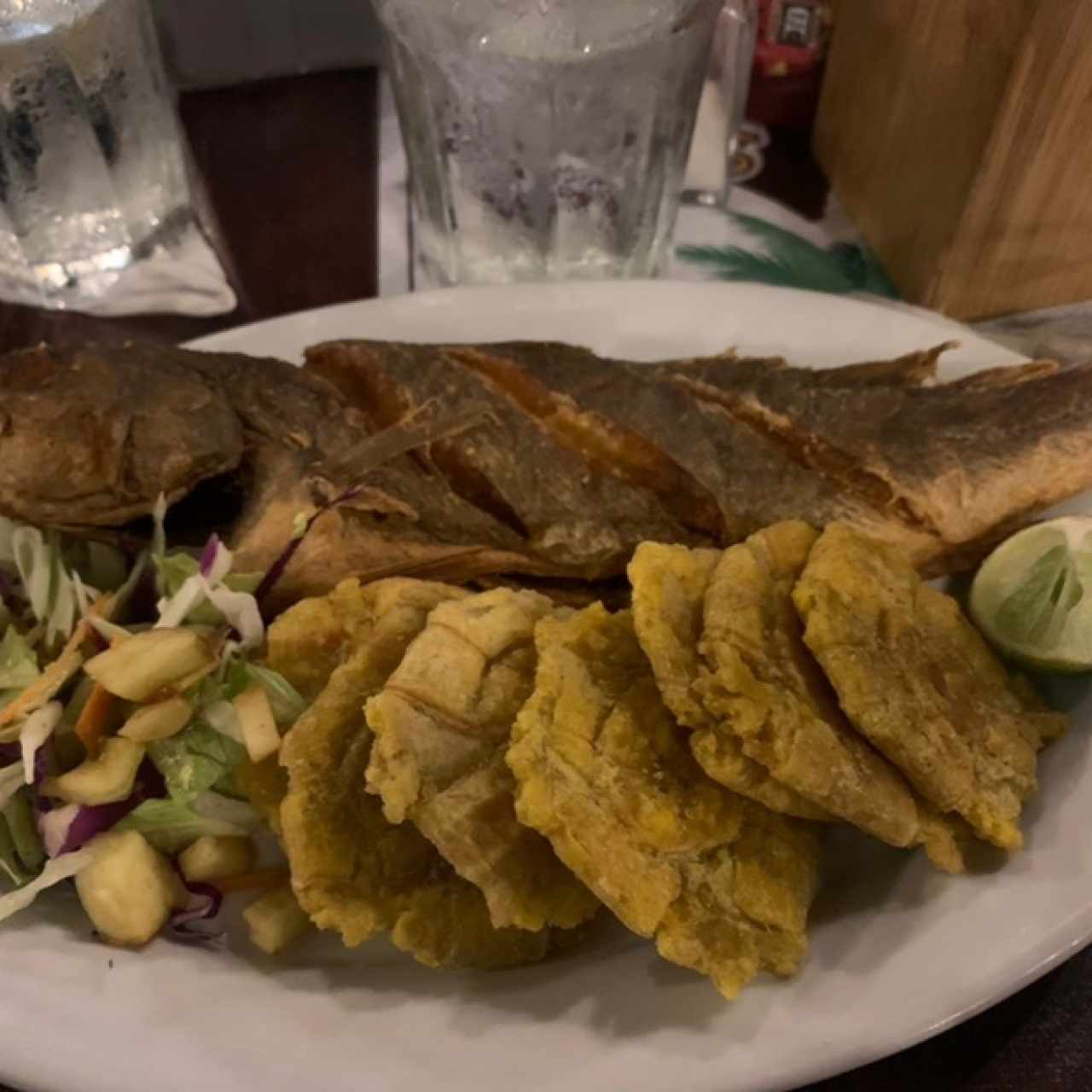 Corvina Entera Frita o en Salsa Criolla