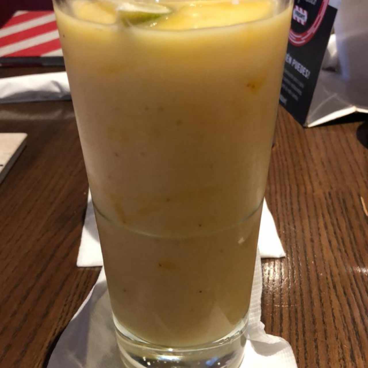 Smoothie passion mango