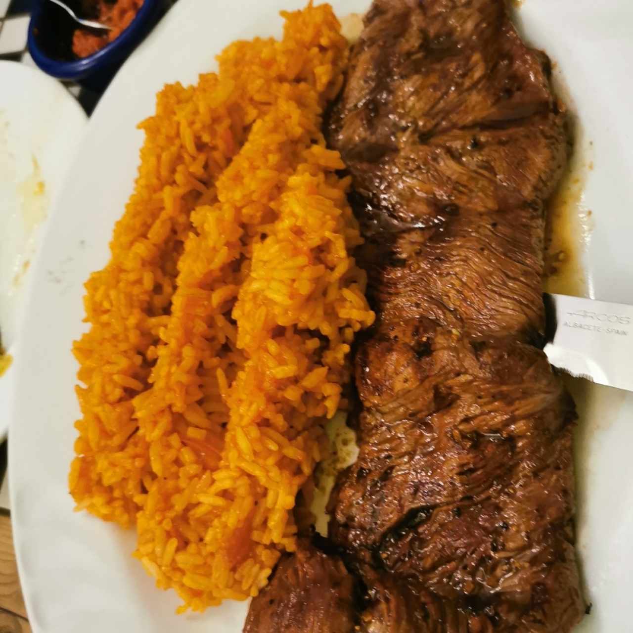 Carne de la casa con arroz birmaya