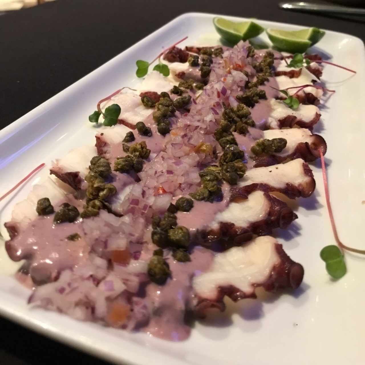 Tiradito pulpo al olivo