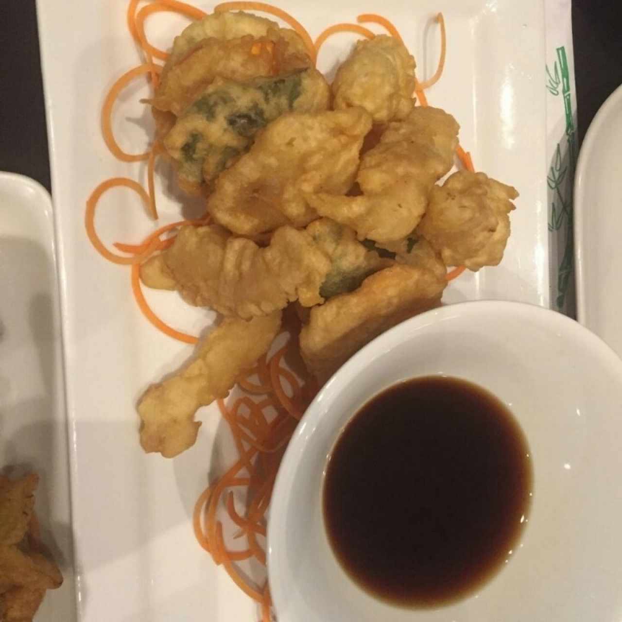 Piqueos - Langostinos tempura (4 unidades)