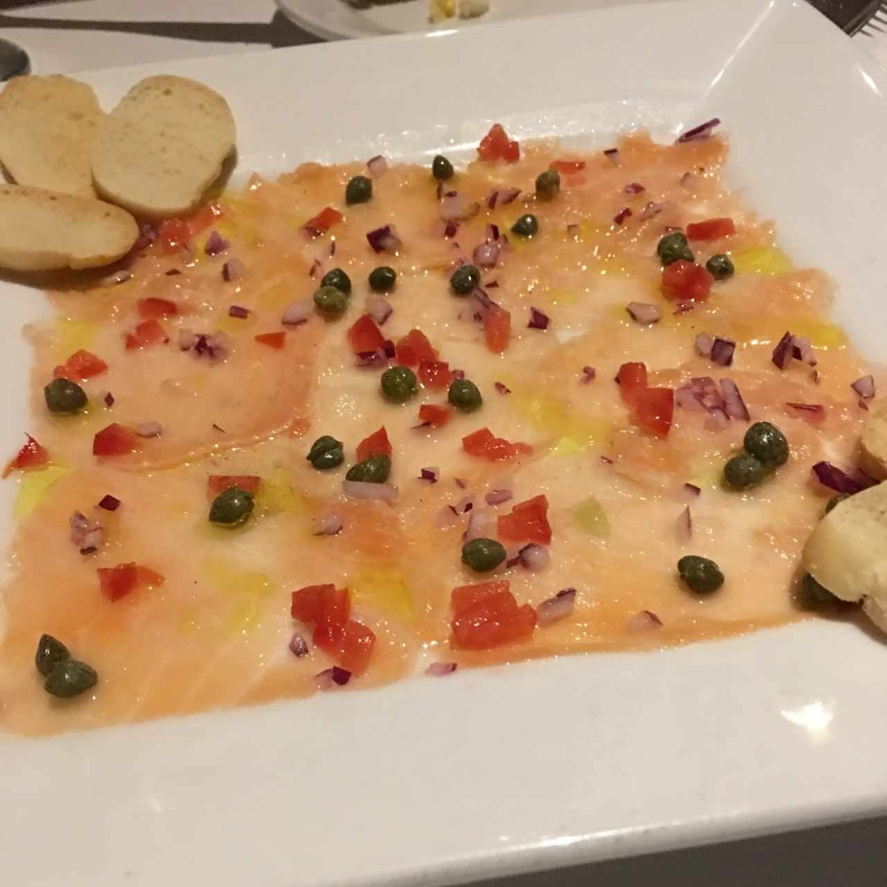 Sashimi de salmón 