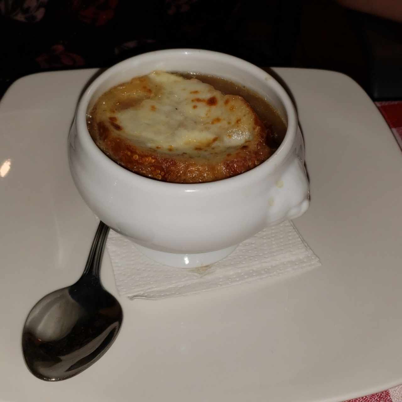 SOPA DE CEBOLLA GRATINADA