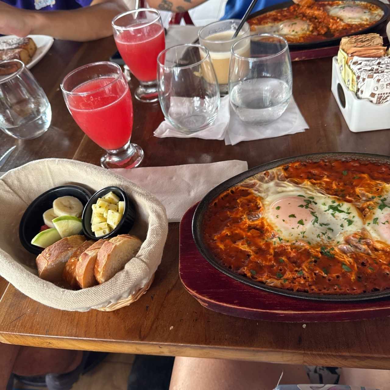 Petits Déjeuners - Shakshuka Méditerranéo