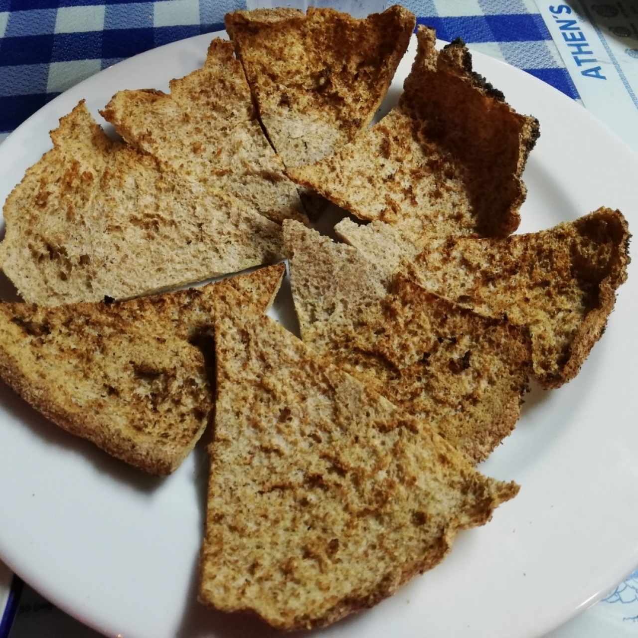 pan tostado integral para acompañar la ladopsomo