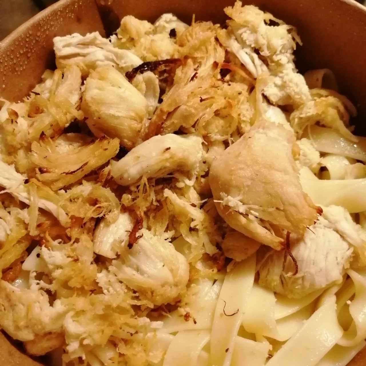 Spaghetti al óleo con pollo