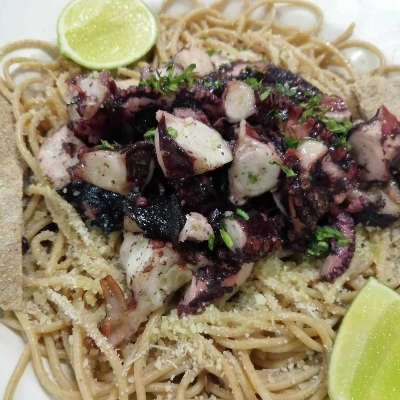 spaghetti con pulpo