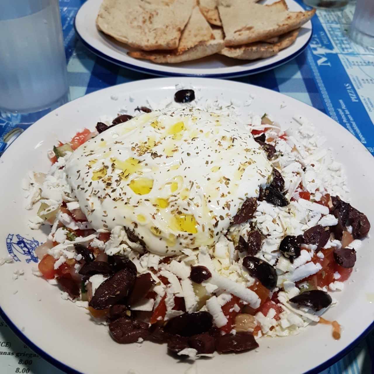 Ladopsomo con pan pita aparte