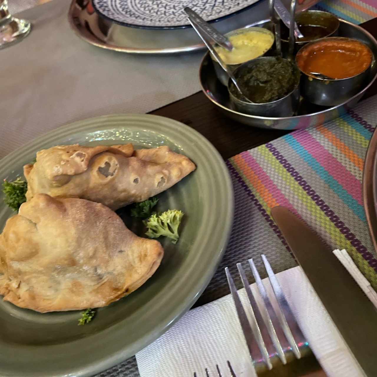 Gosht Samosas