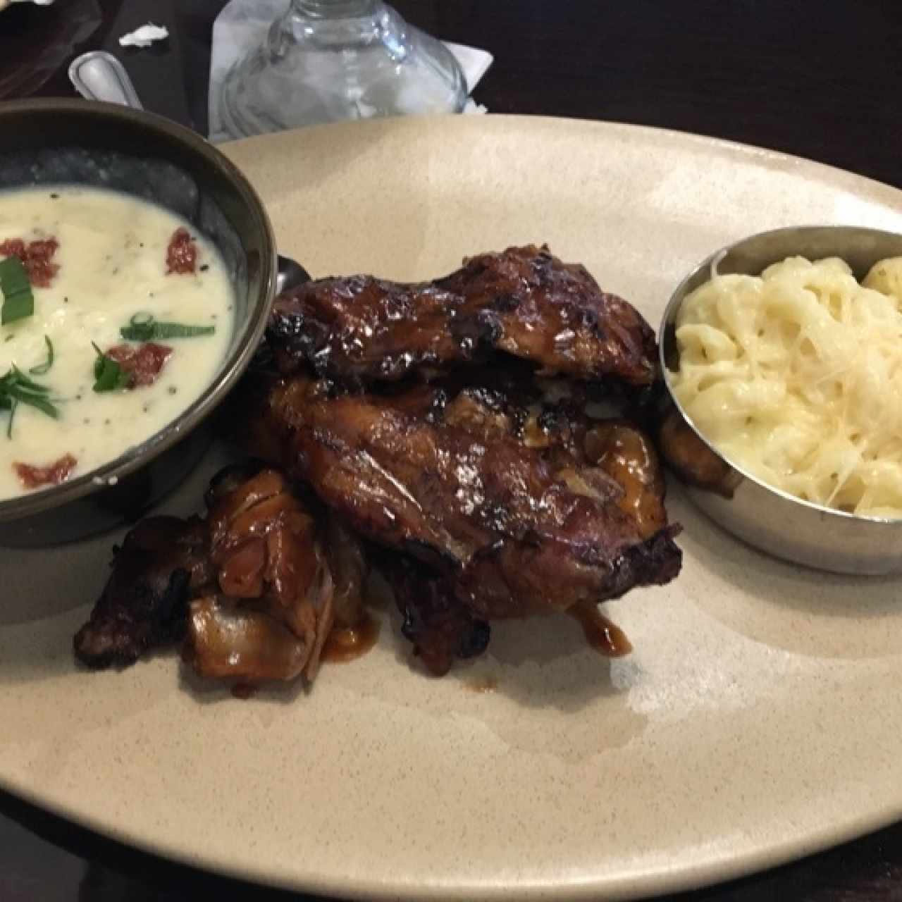 mac & cheese , ribs y potato soup