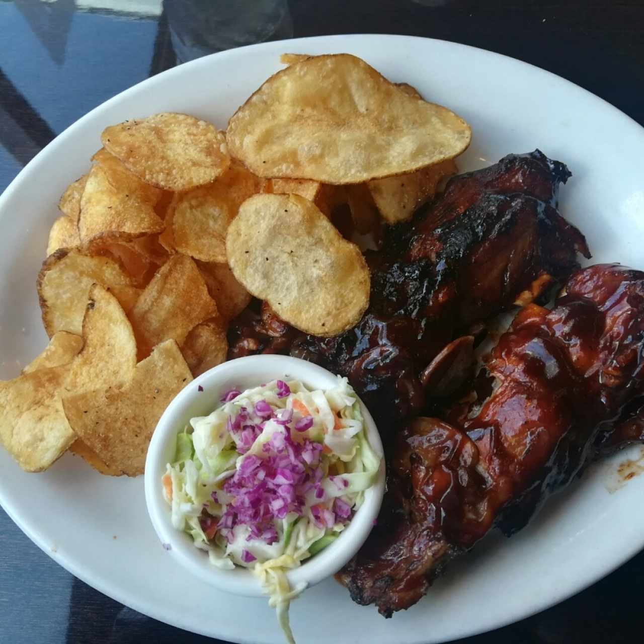 Short Ribs con Tavern Chips