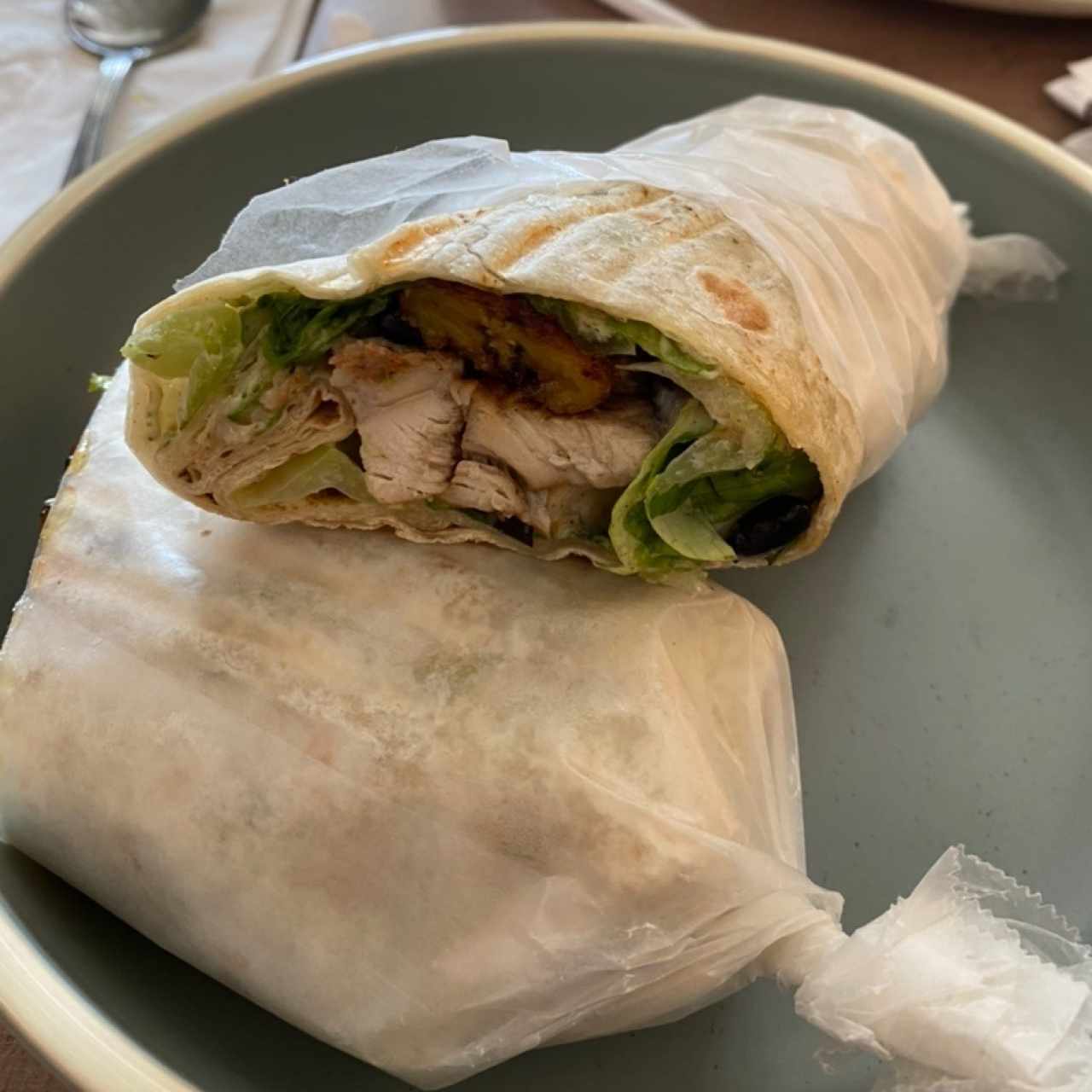 Wrap chicken maduro