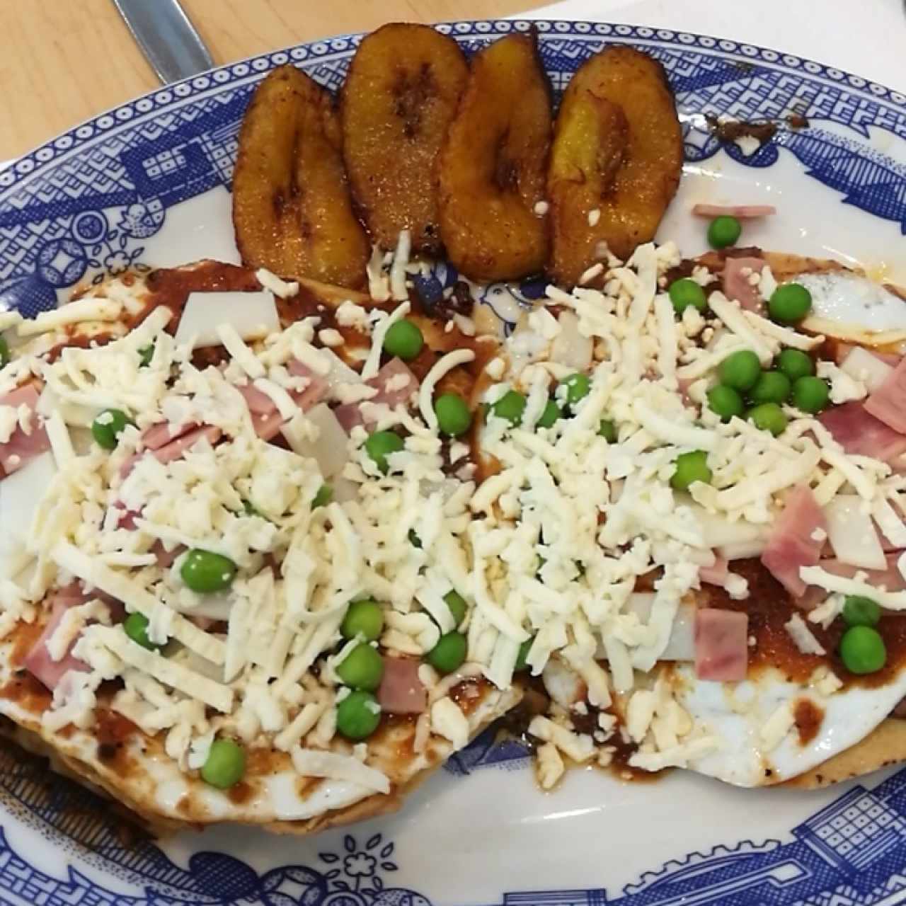 Huevos Motuleños