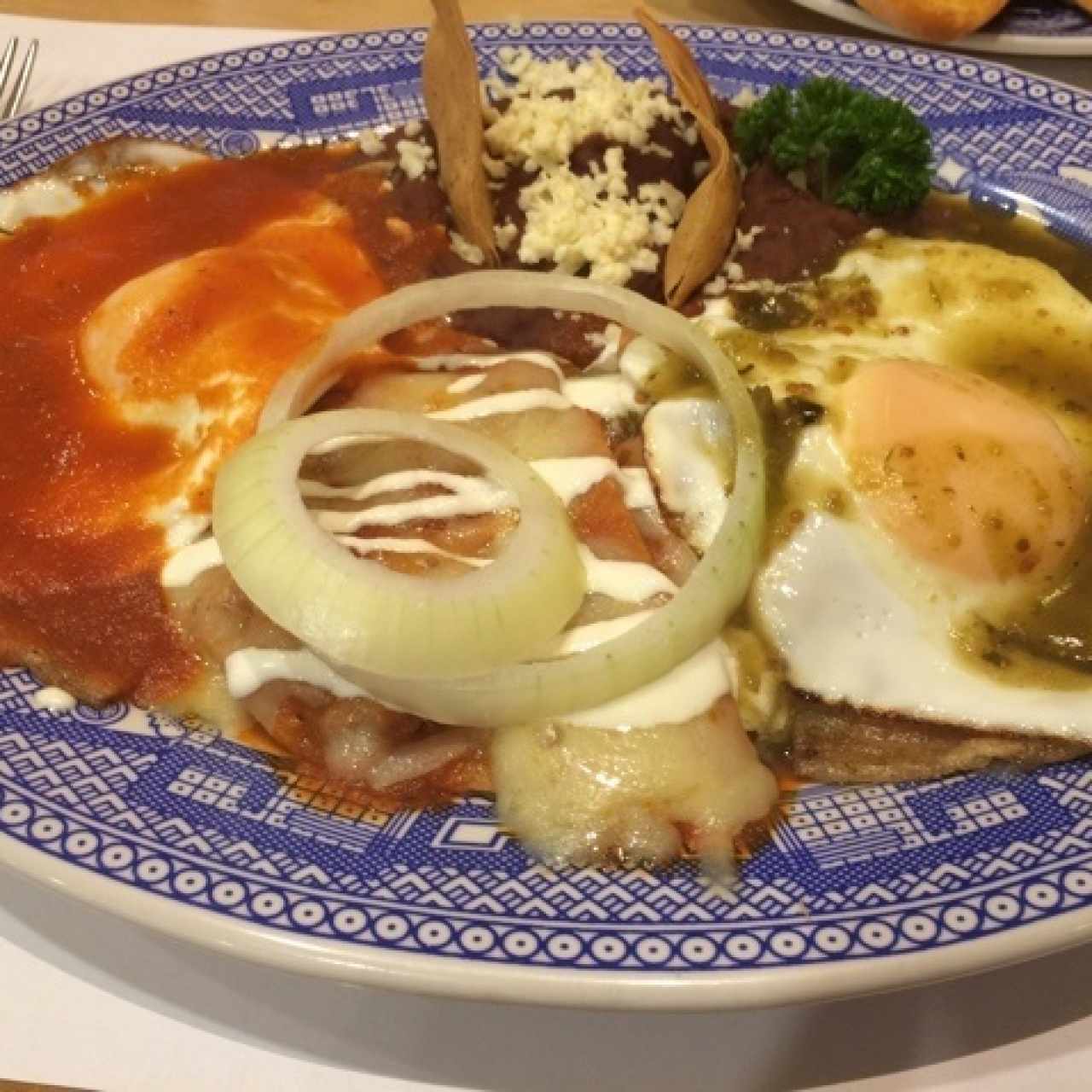 Huevos Divorciados