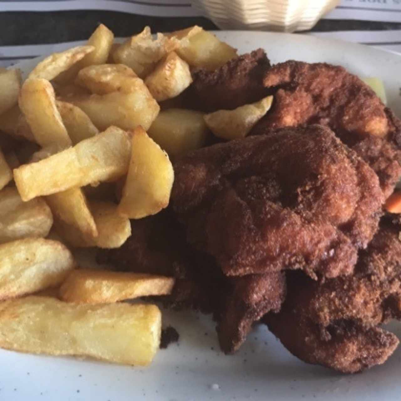 Langostinos Apanados con papas