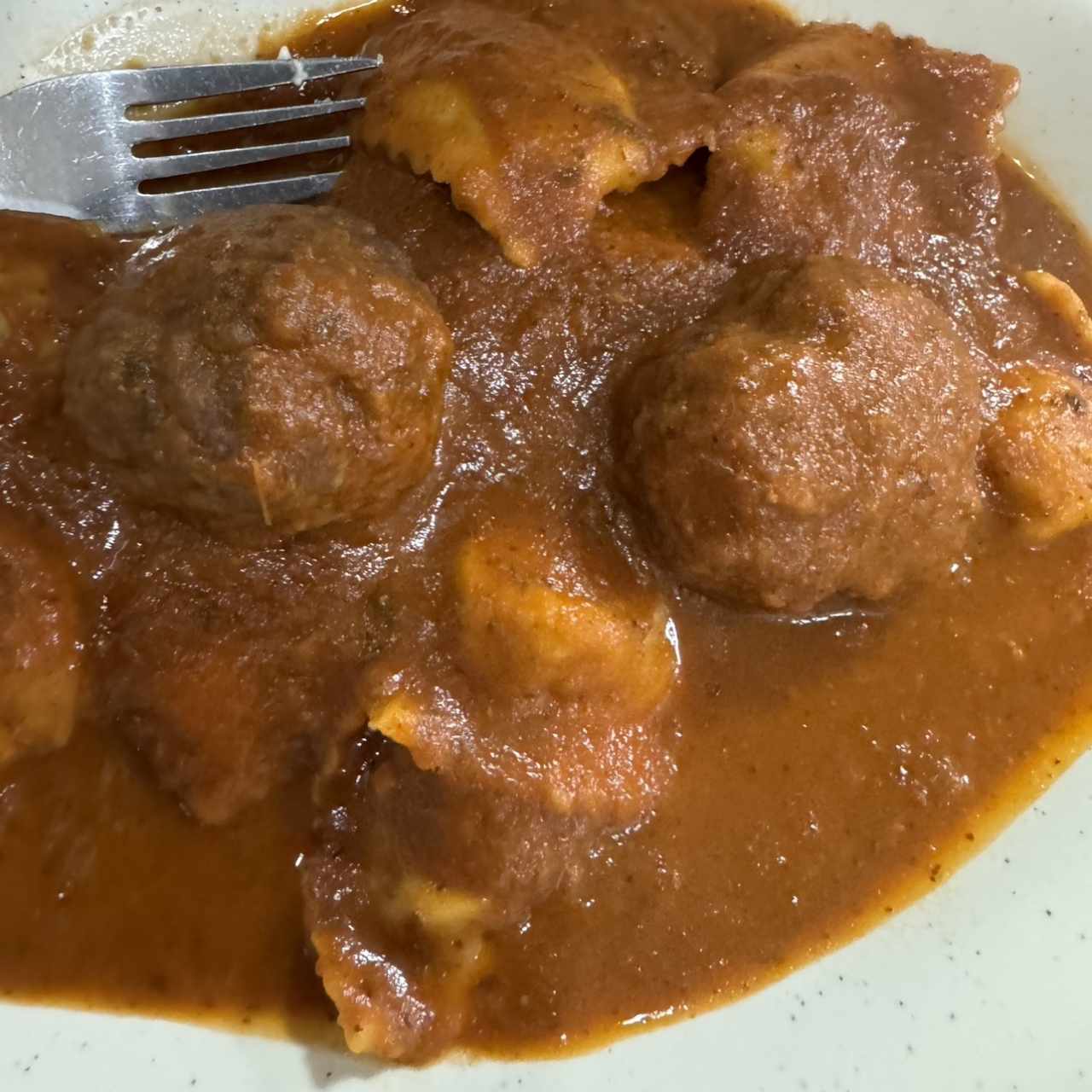 Pastas - Ravioli con Albondigas