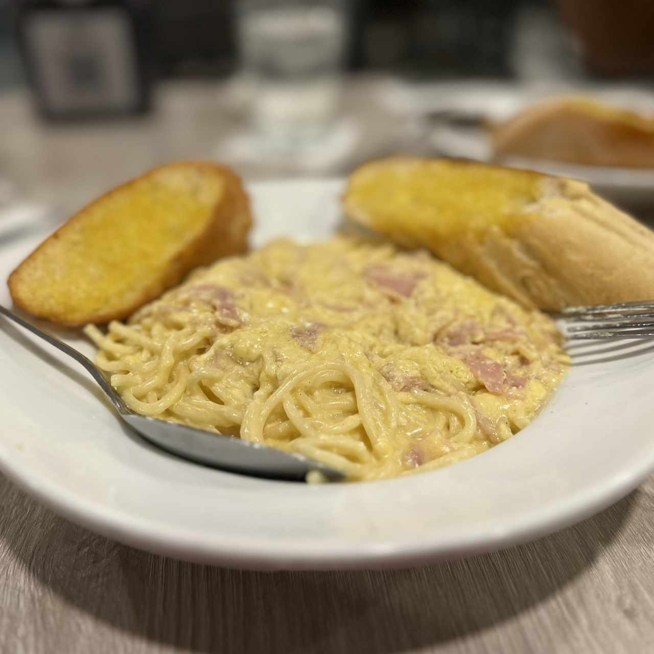 Spaguetti / Ni a la Carbonara