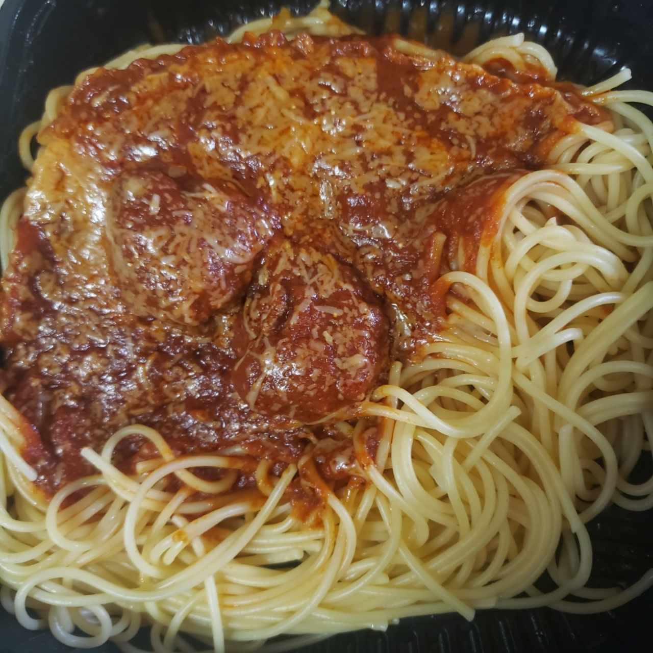 Spaguetti / Ni a la Bolognesa