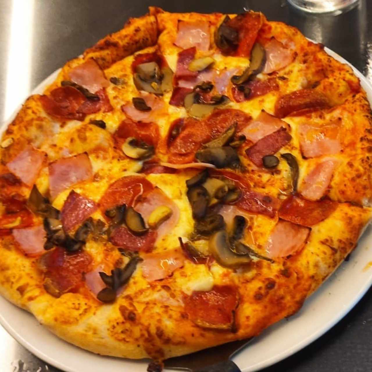 Pizzas- Pizza con Jamón