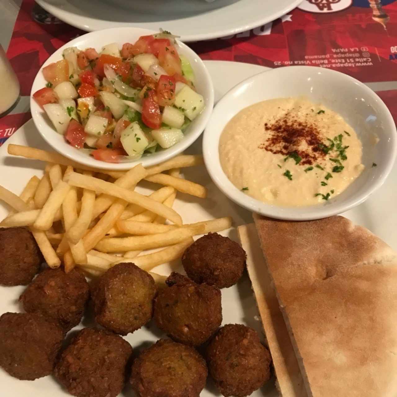 APERITIVOS - Plato de falafel