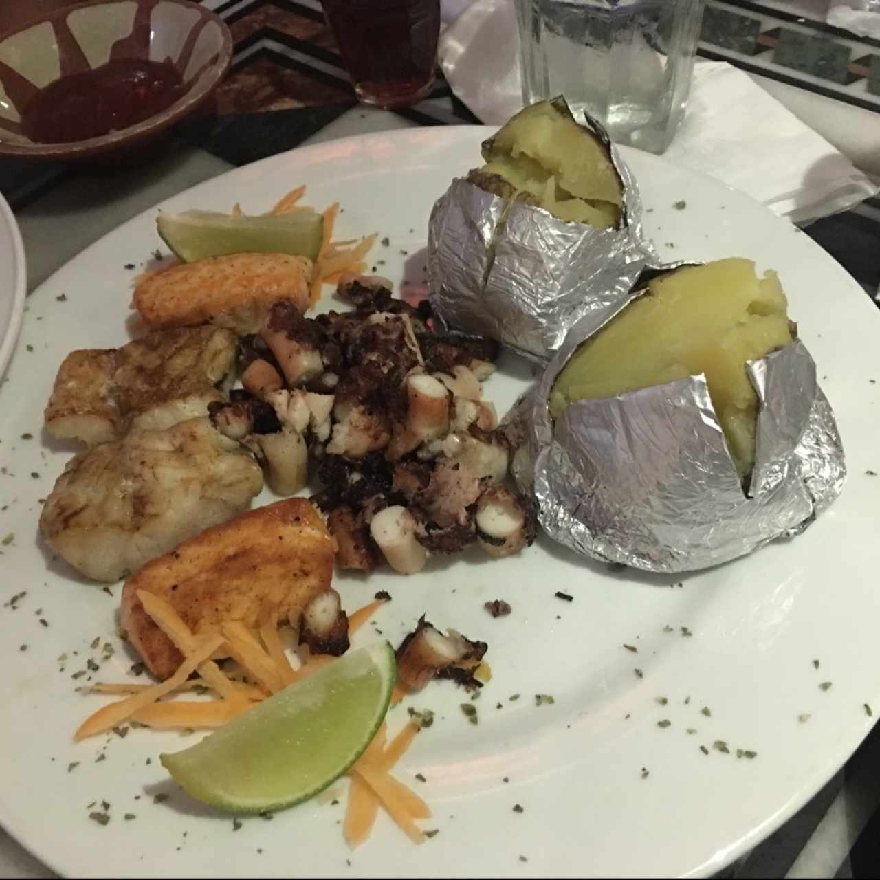 mixto de mariscos pilpo cabgrejo y atún super recomendado