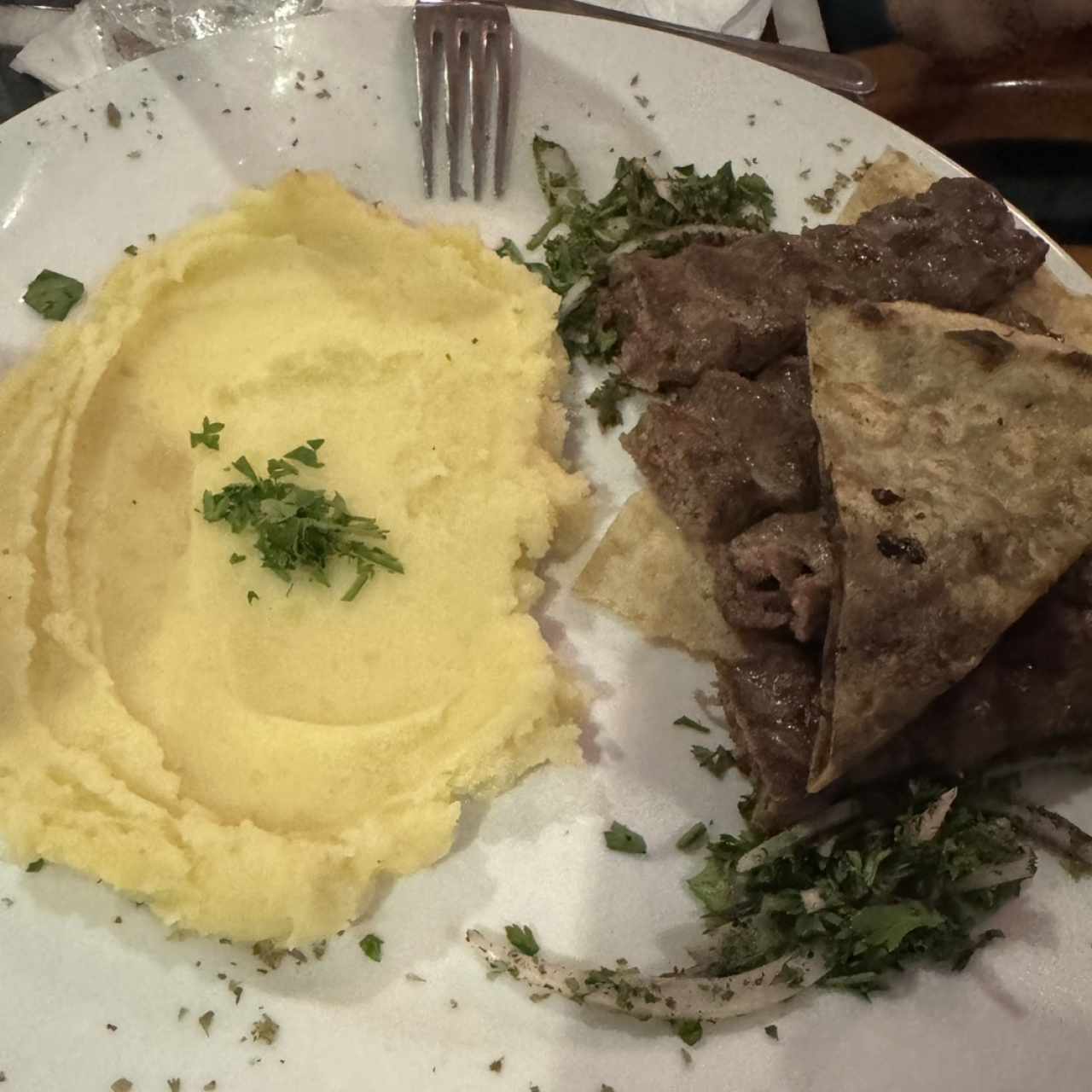 Kafta de Cordero al Carbón