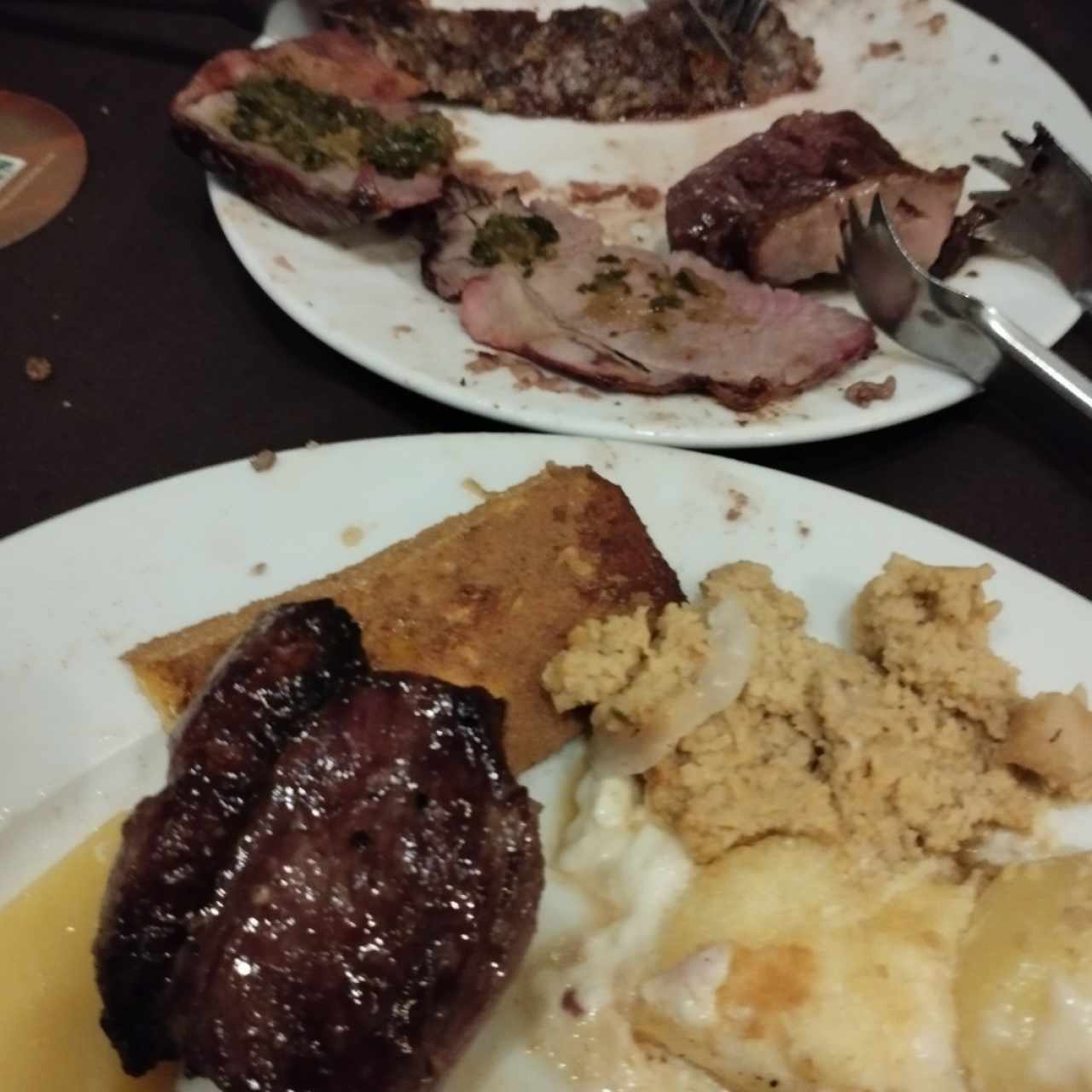 cortes de carne y piña con canela