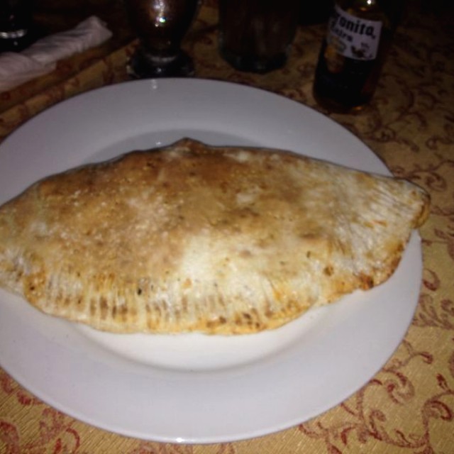 Calzone de pollo especial 