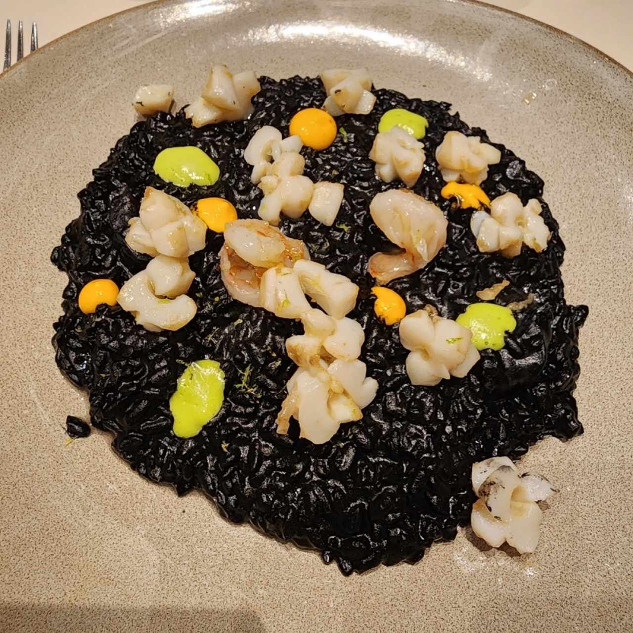 Plato Fuerte - Arroz negro Maito