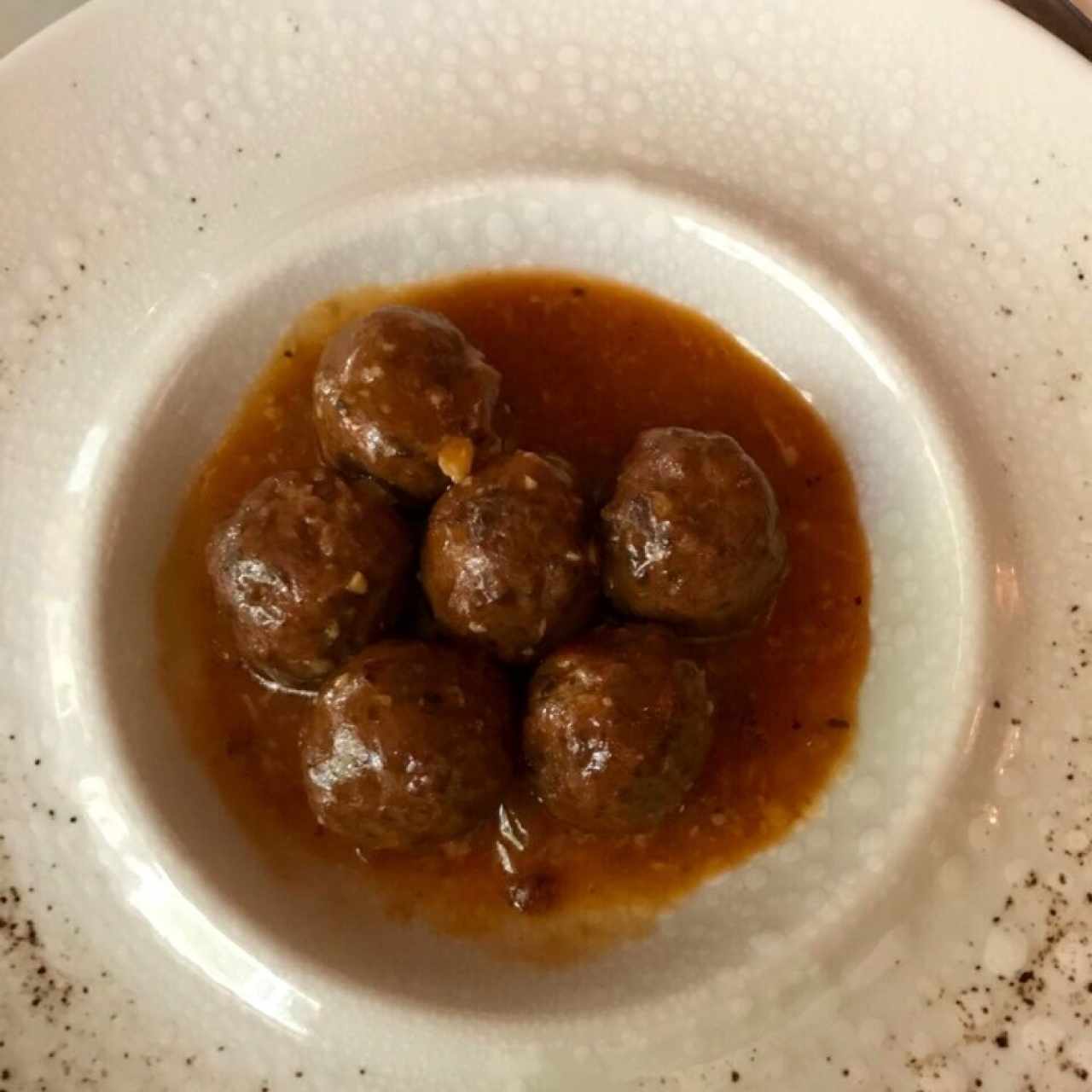 Albondigas