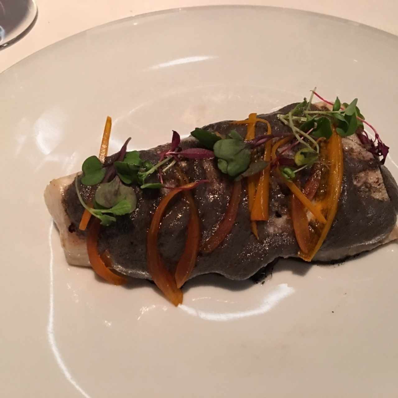 Cobia al limón negro