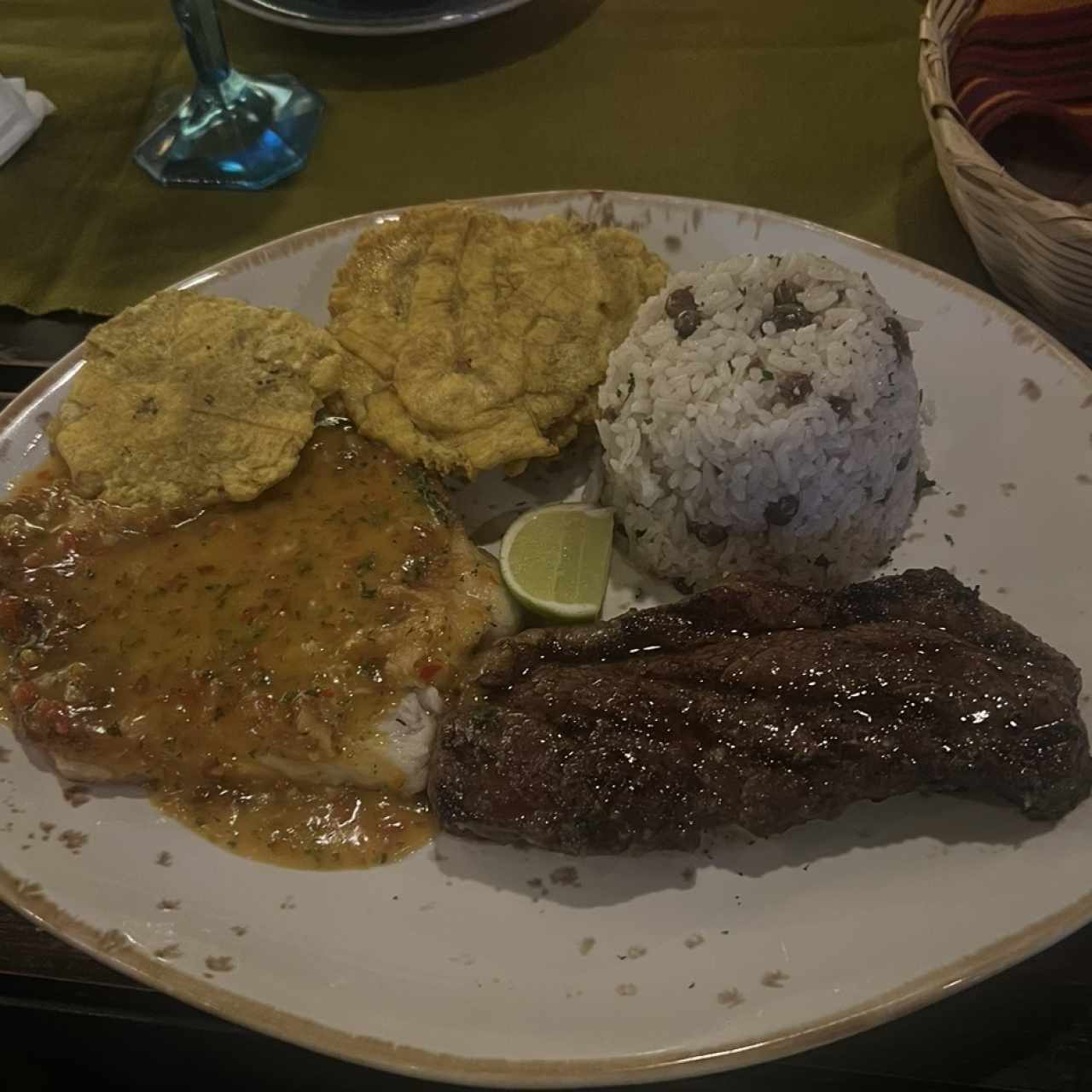 Platos Mixtos - Picaña y corvina