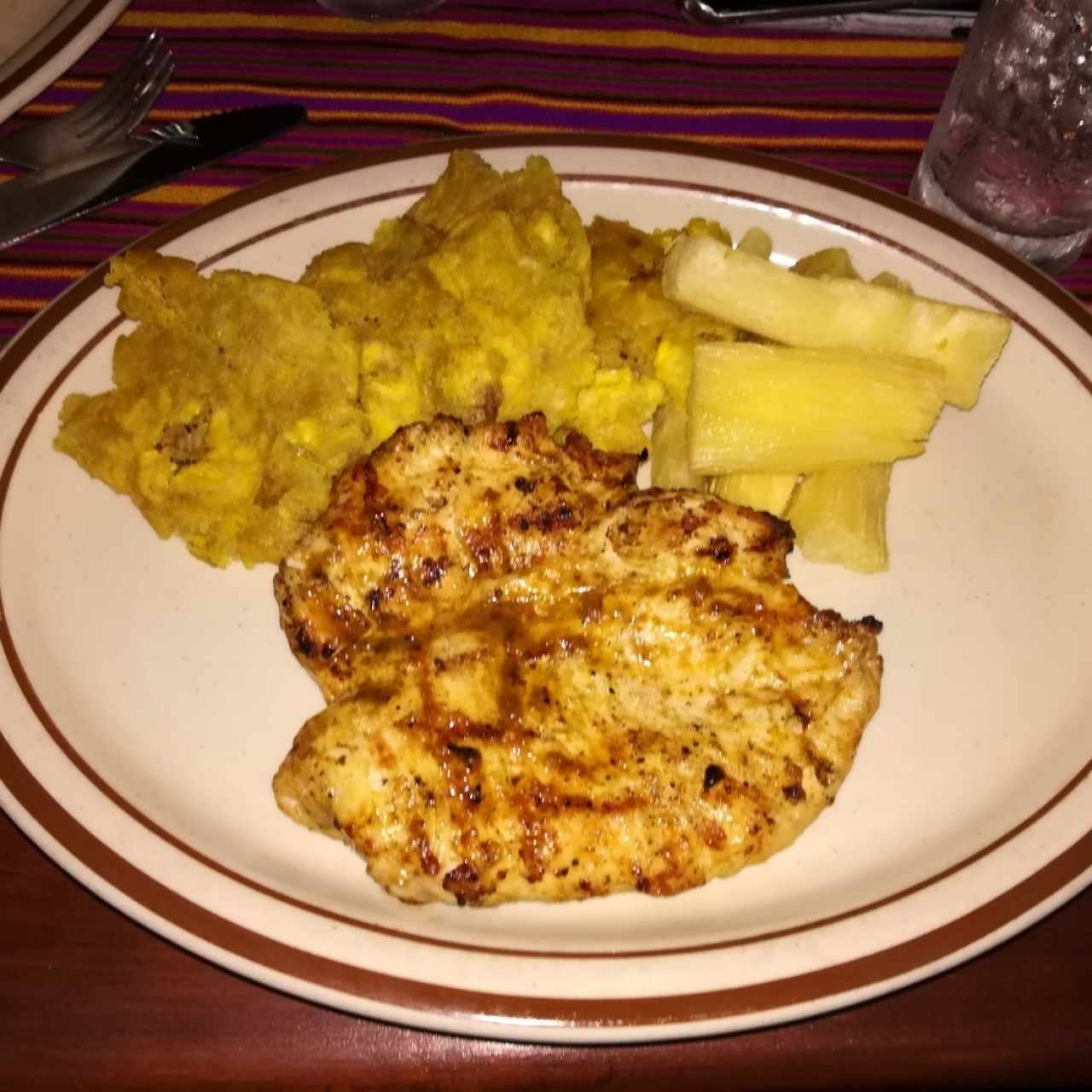 Pollo a las Brasas