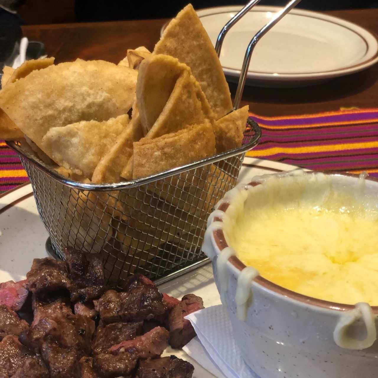 Queso Fundido con Puyazo o Entraña