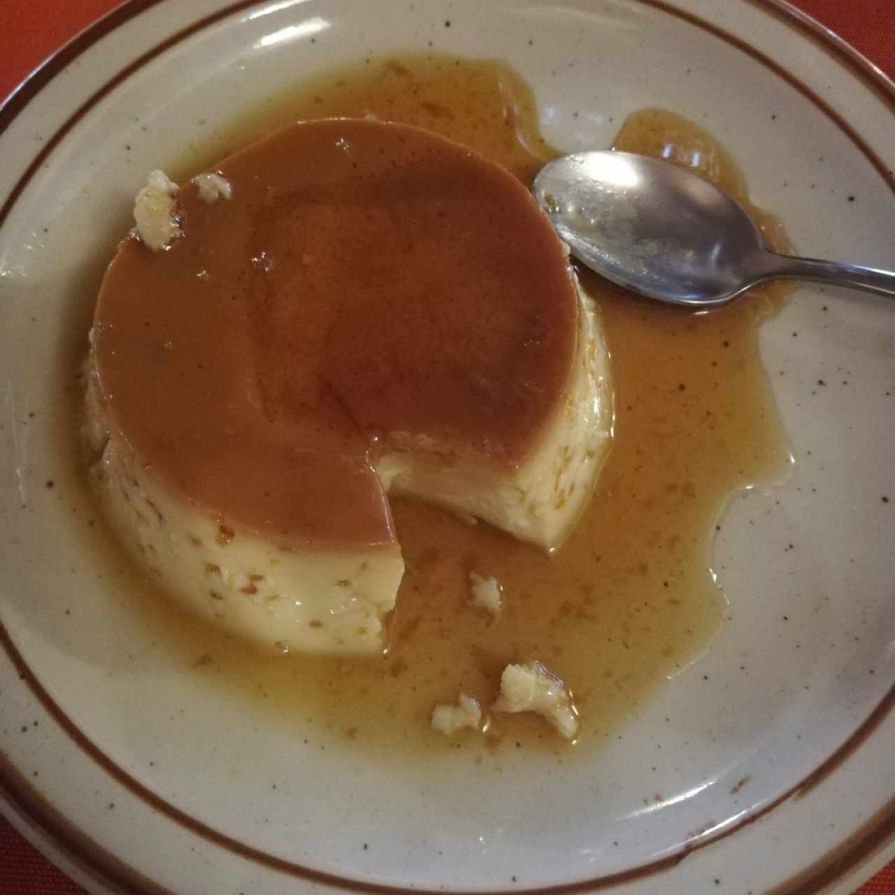 Flan de la casa