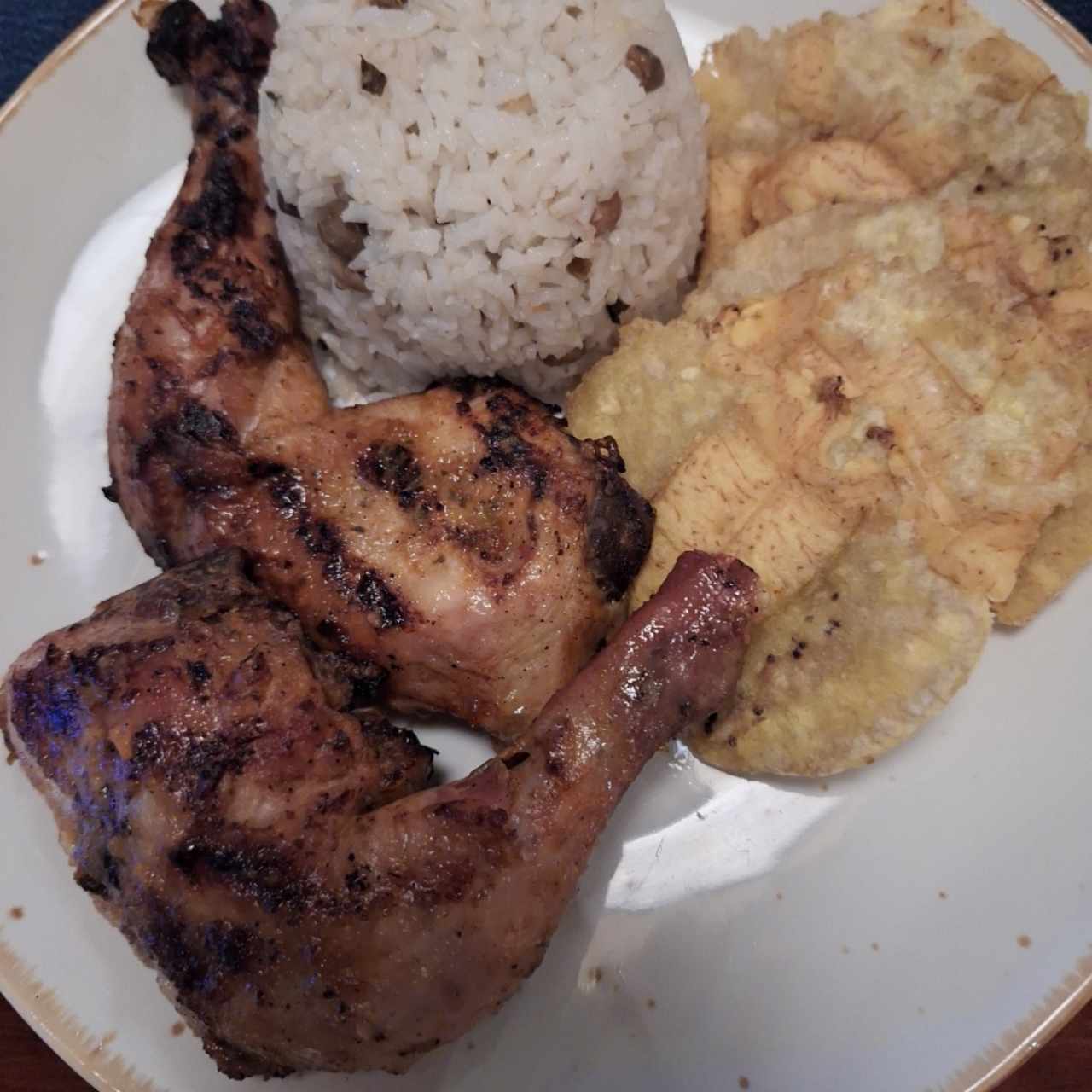 Pollo a las brasas