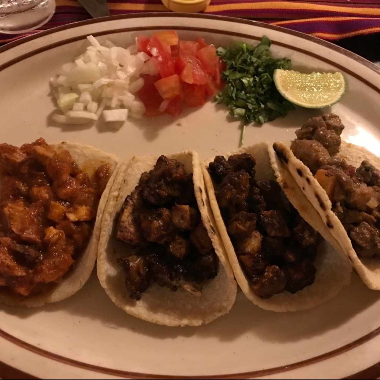 Res o Pollo o Cochinita Pibil o Al pastor o camarón