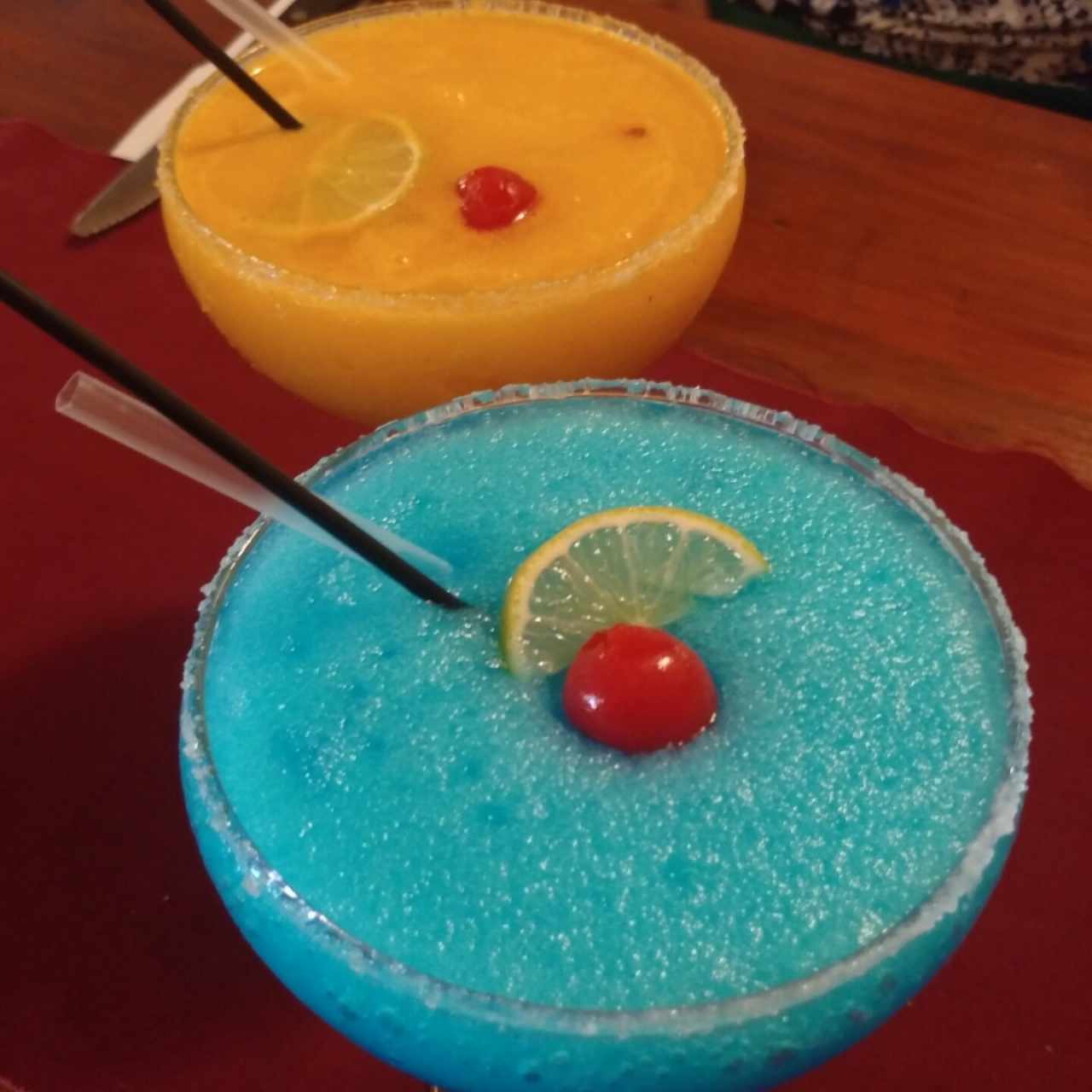 Margaritas de Maracuya y Blue Curazao