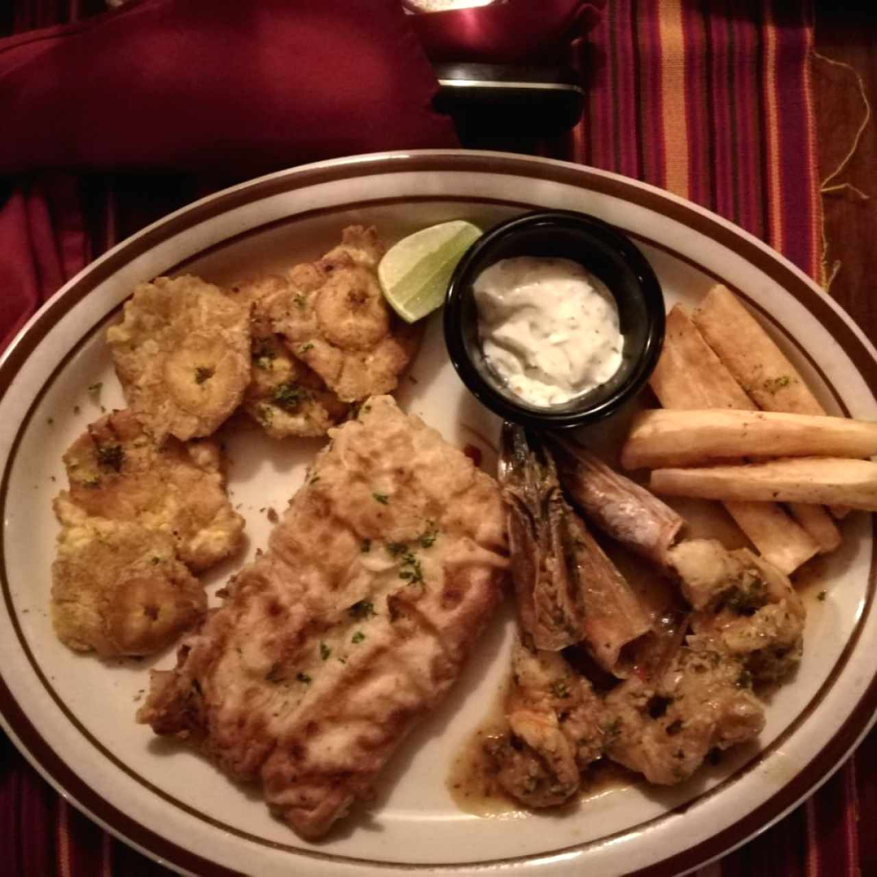 Platos Mixtos - Corvina y Camarones